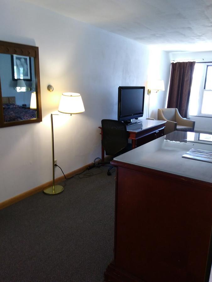 Hotel Blue Top Inn Stevens Point Dış mekan fotoğraf