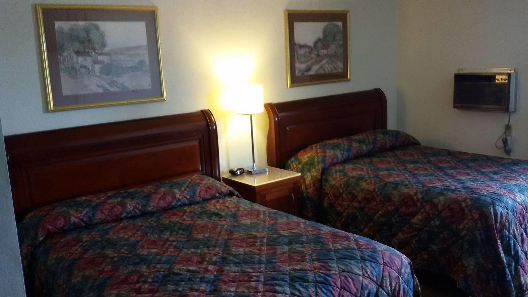 Hotel Blue Top Inn Stevens Point Dış mekan fotoğraf